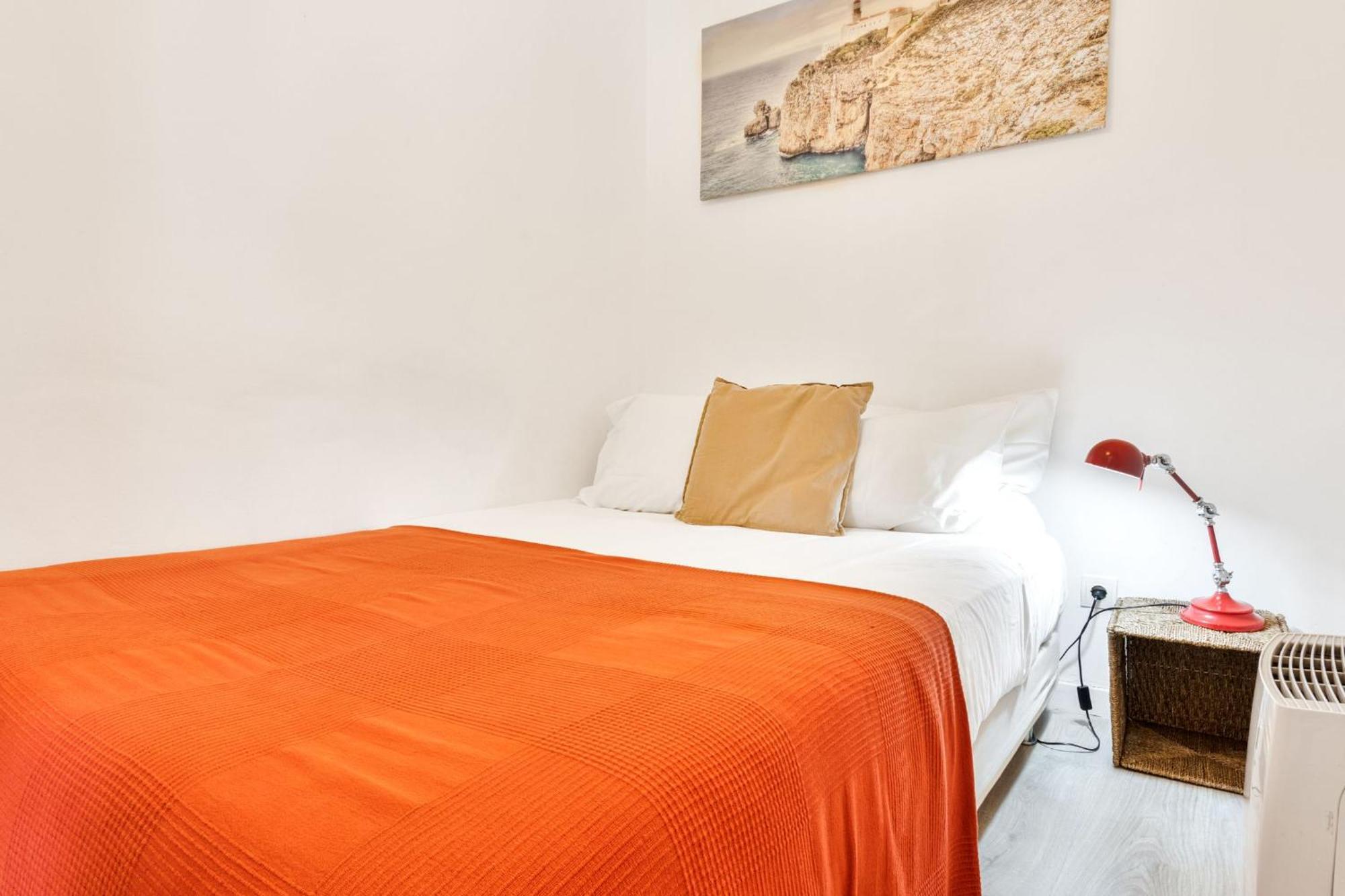 Apartment 1bdr Cozy Flat In Heart Of By Lovelystay *